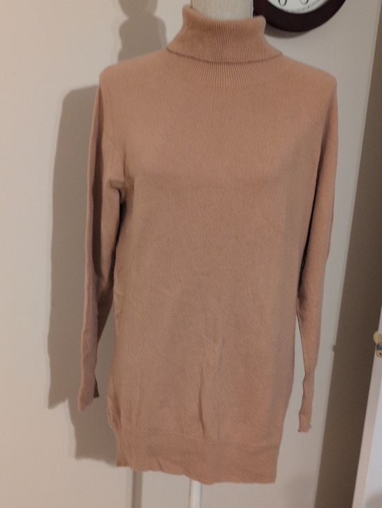 Uniqlo Sweaters - Uniqlo Cashmere Women's Long Turtleneck in Salmon Brown Shade Small